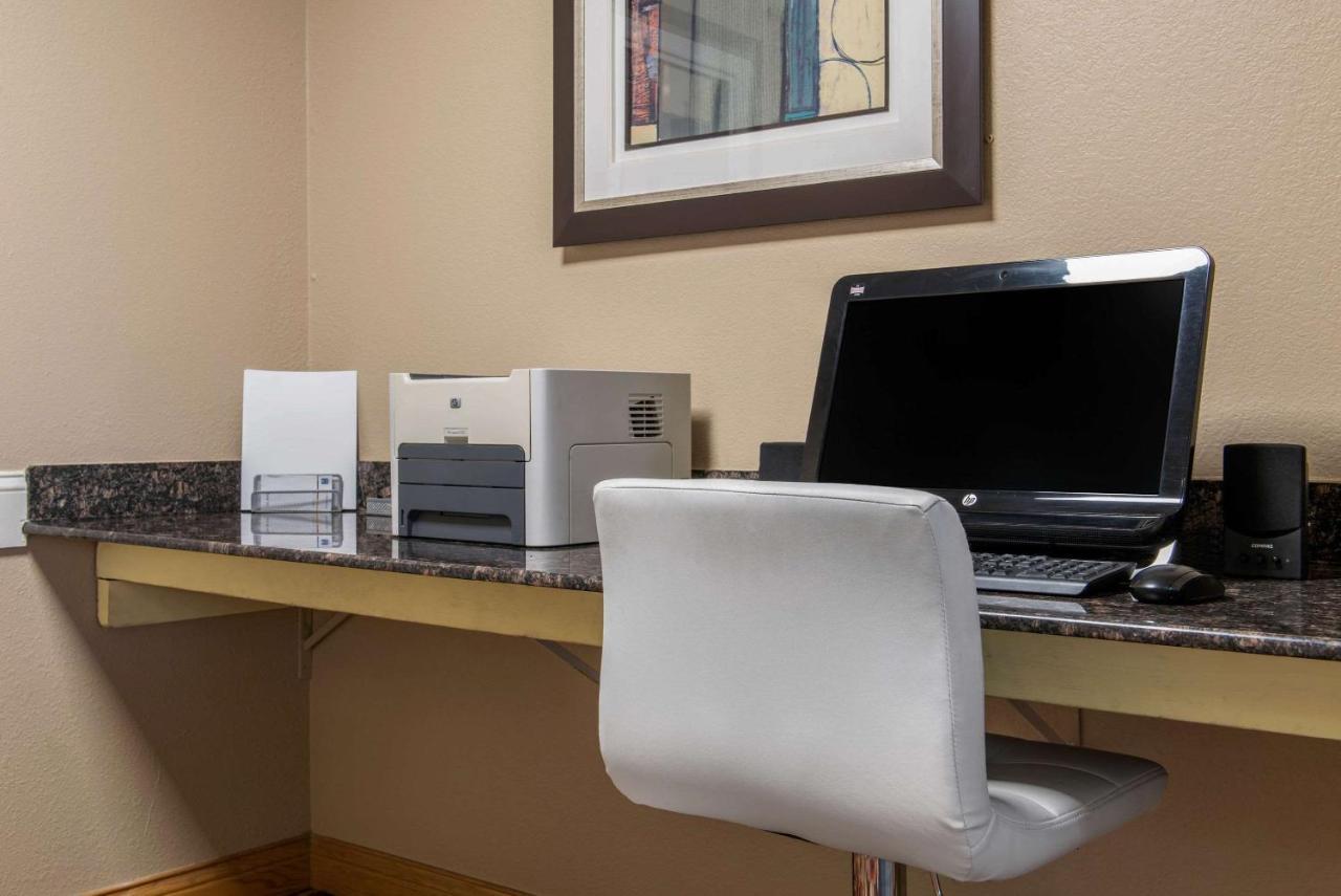 Quality Inn Jacksonville Near I-72 South Jacksonville ภายนอก รูปภาพ