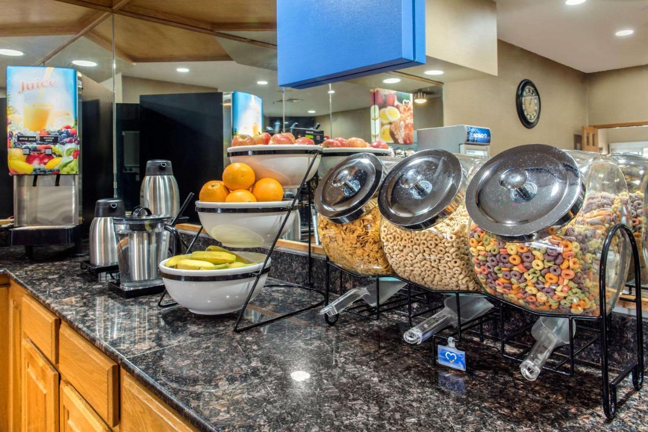 Quality Inn Jacksonville Near I-72 South Jacksonville ภายนอก รูปภาพ