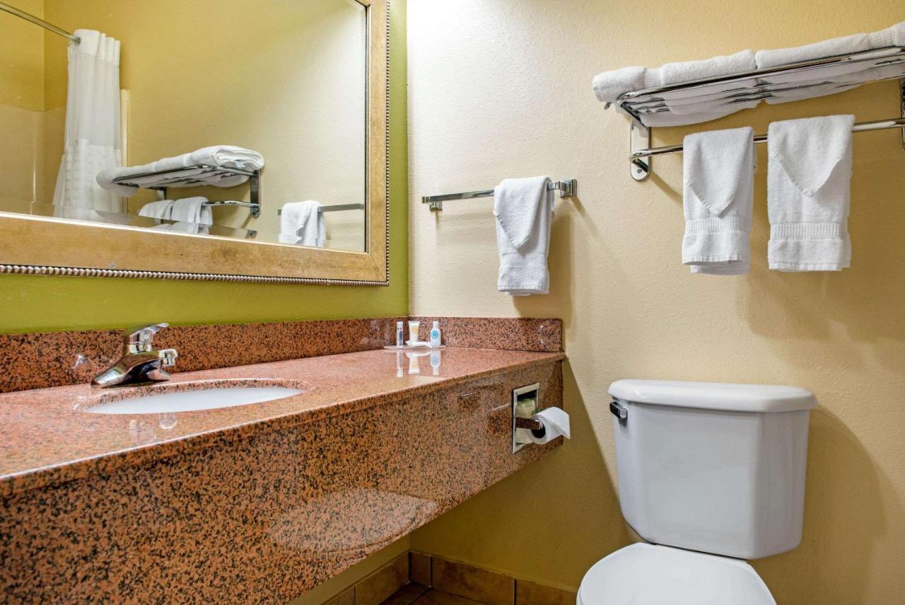 Quality Inn Jacksonville Near I-72 South Jacksonville ภายนอก รูปภาพ