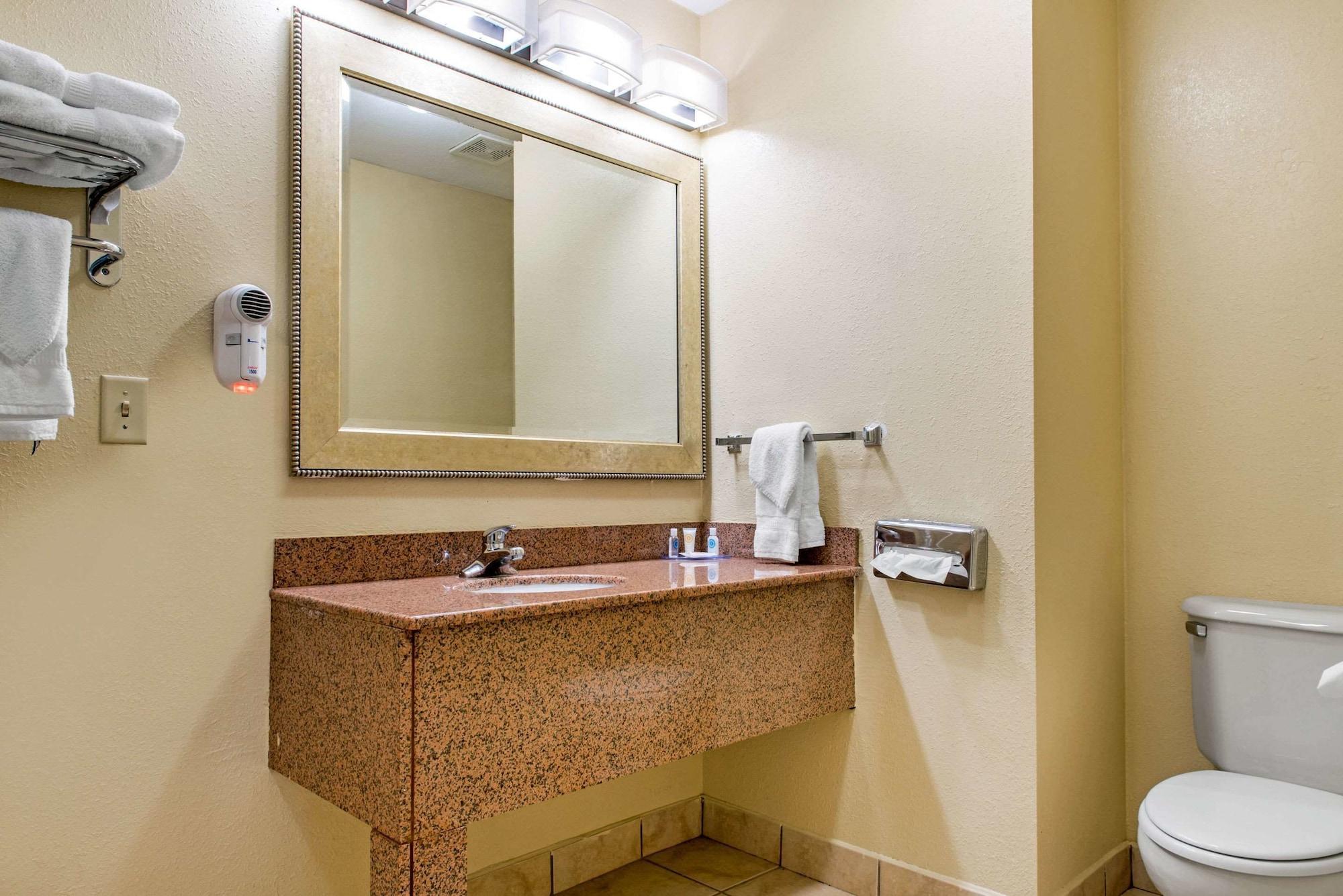Quality Inn Jacksonville Near I-72 South Jacksonville ภายนอก รูปภาพ